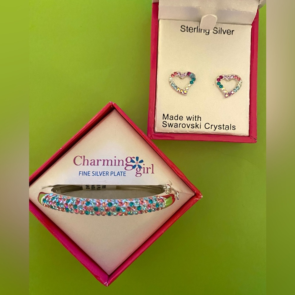 👛5/$50 Charming Girl Silver Pastel Crystal Hinged Bracelet .& Heart Earrings